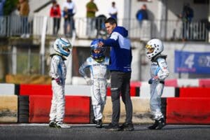 How to Analyze a Kart Track Before Driving: Finding the Perfect Line