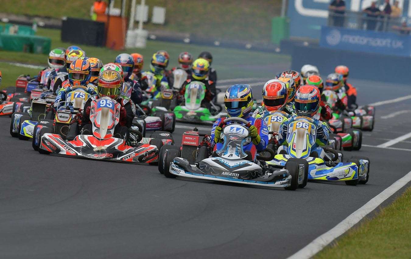 Defending in karting